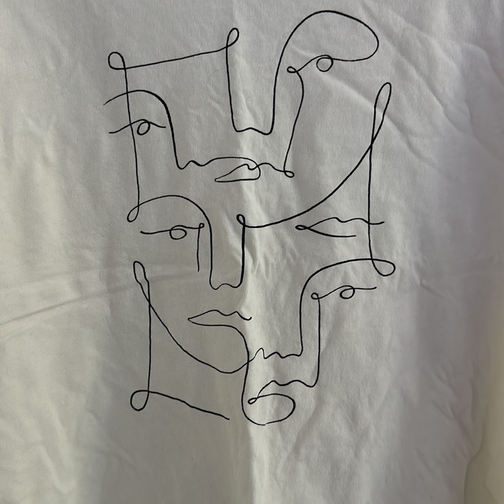 Madewell T shirt with modern design - Picture 2 of 3